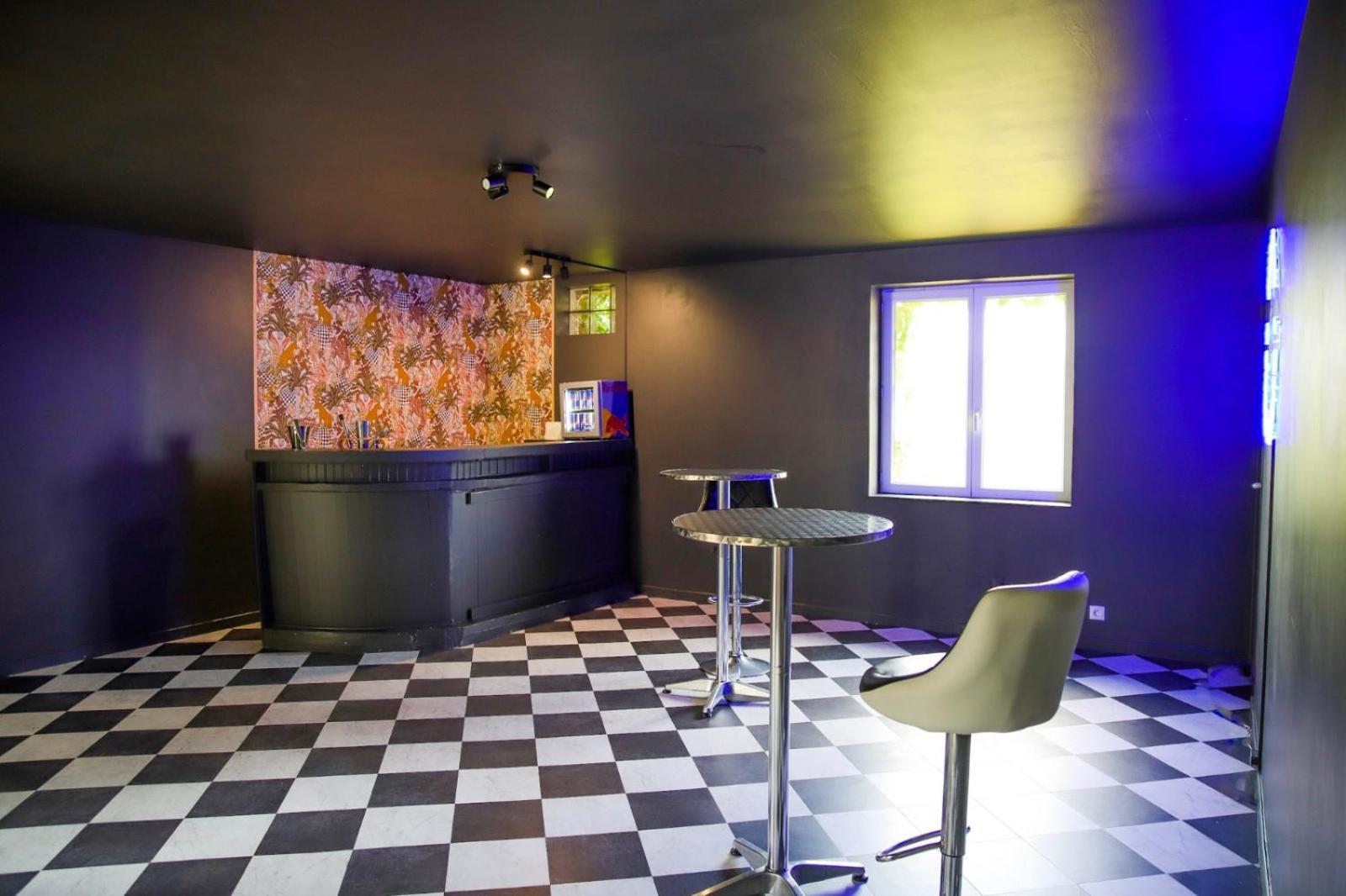 Crazy Villa Champs Corons 61 - Interior Heated Pool - 2H From Paris - 30P Les Menus Buitenkant foto